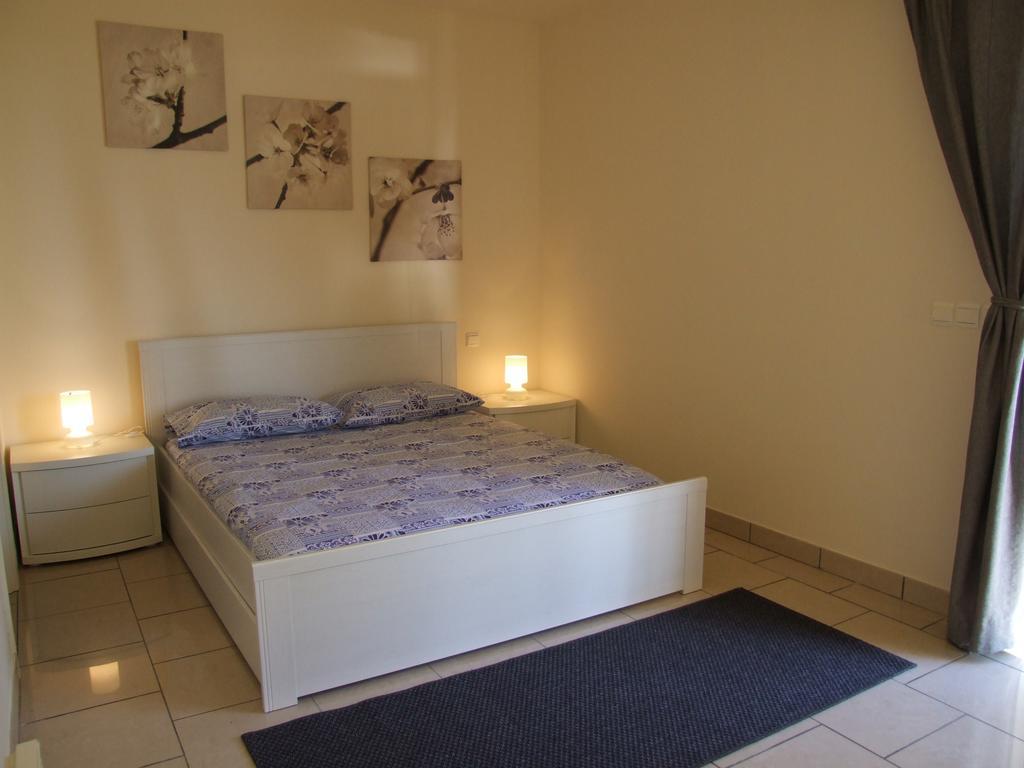 Appartement Au Chateau Vallaya Menton Ngoại thất bức ảnh